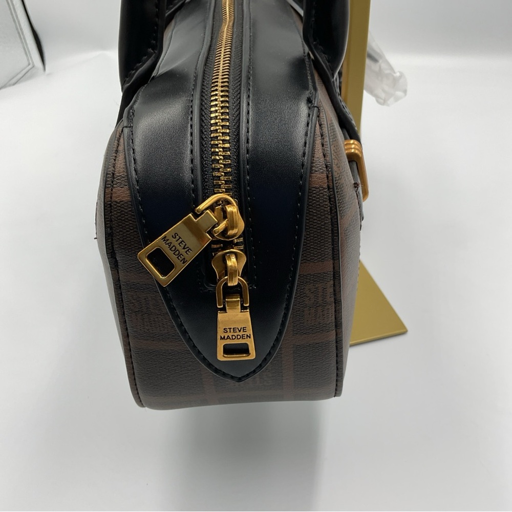Steve Madden Brown Monogram Shoulder Bag with Black Handles - Picture 3 of 8
